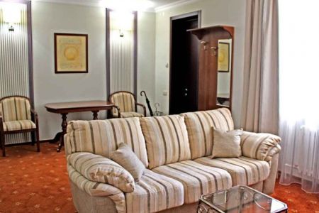 Апартаменты 2-местный 2-комнатный (корпус 3 «Солнечный»)